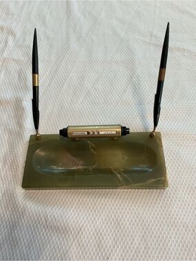 Vintage Green marble Desk Pen Set with Perpetual Calendar